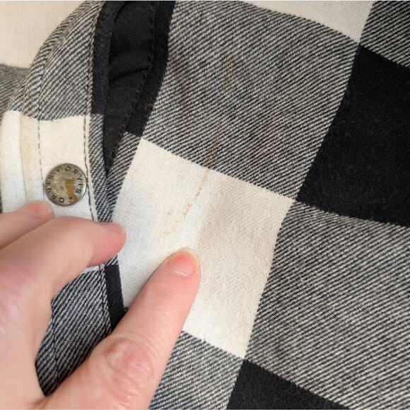 Orvis Black and White Plaid Flannel-Lined Shacket Shirt Size M - Picture 6 of 9